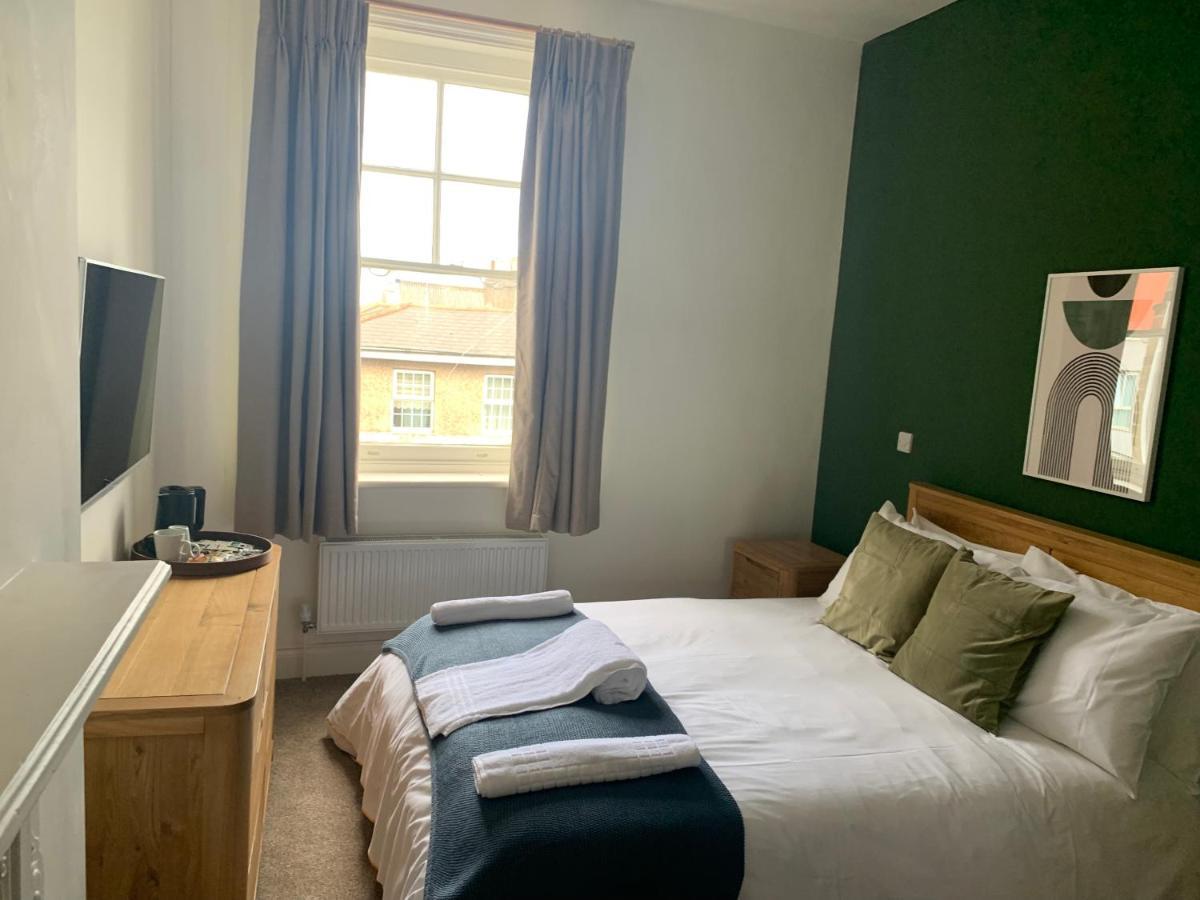 The Fox & Hounds Hotel London Bagian luar foto